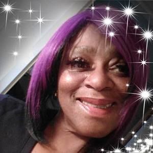 Meet your Posher, Annette